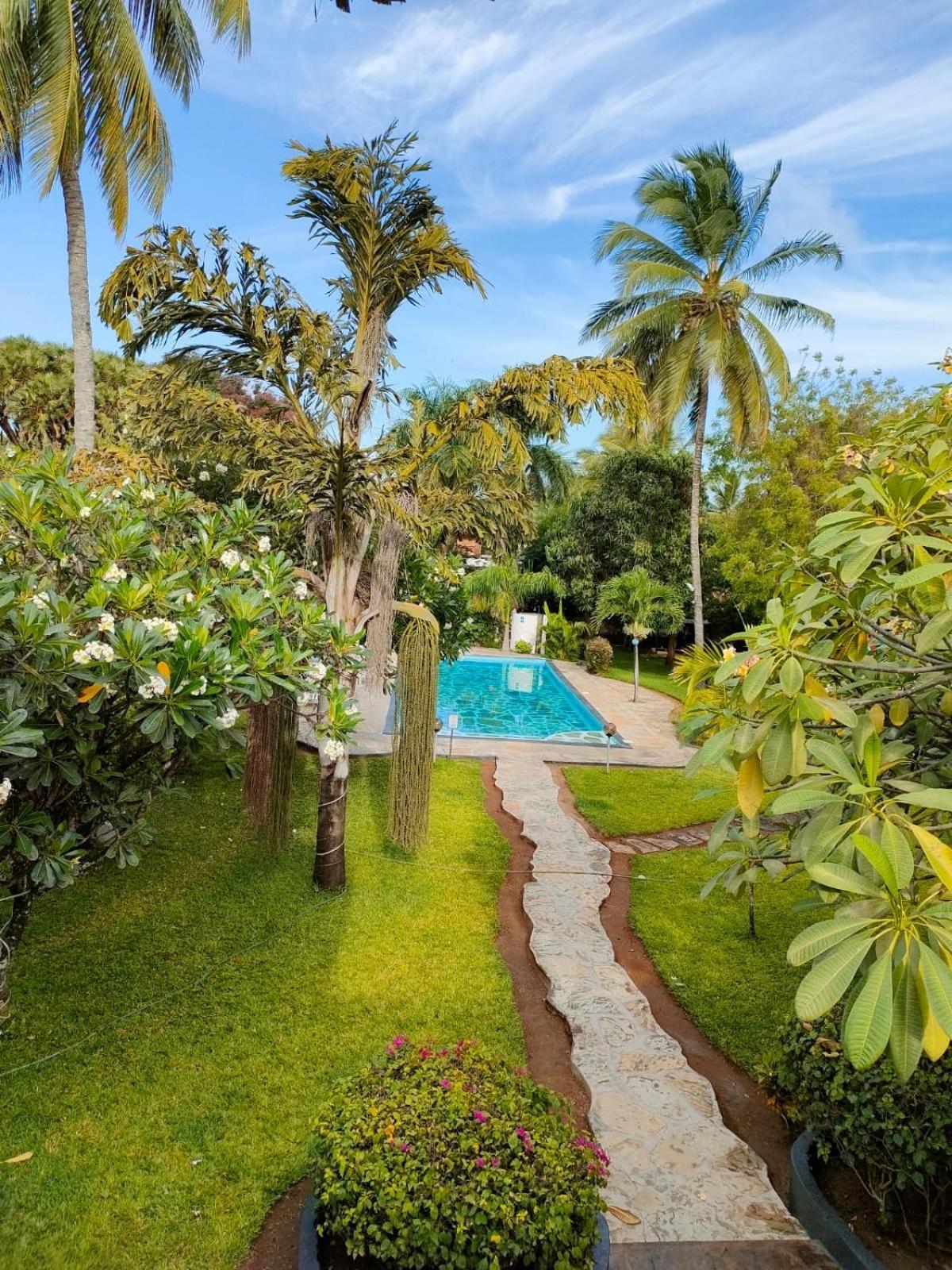 White Nyumba Malindi Apartment ภายนอก รูปภาพ