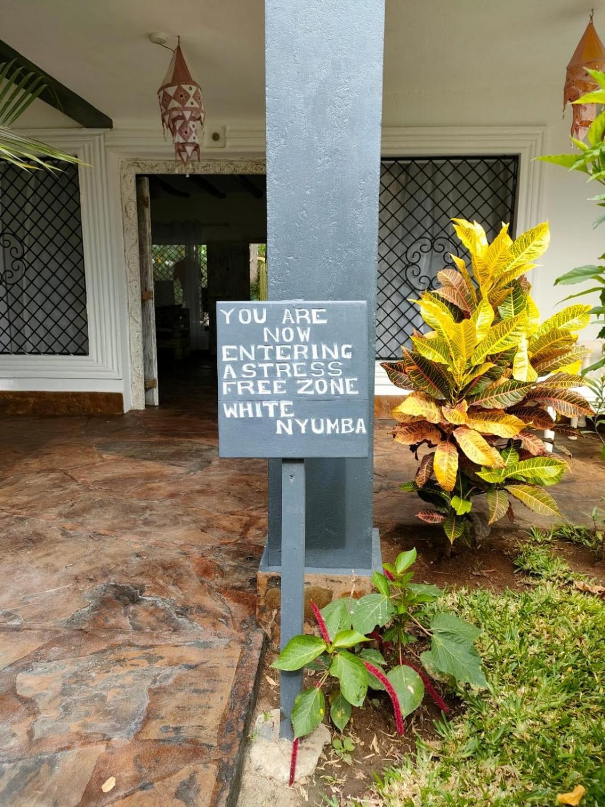 White Nyumba Malindi Apartment ภายนอก รูปภาพ