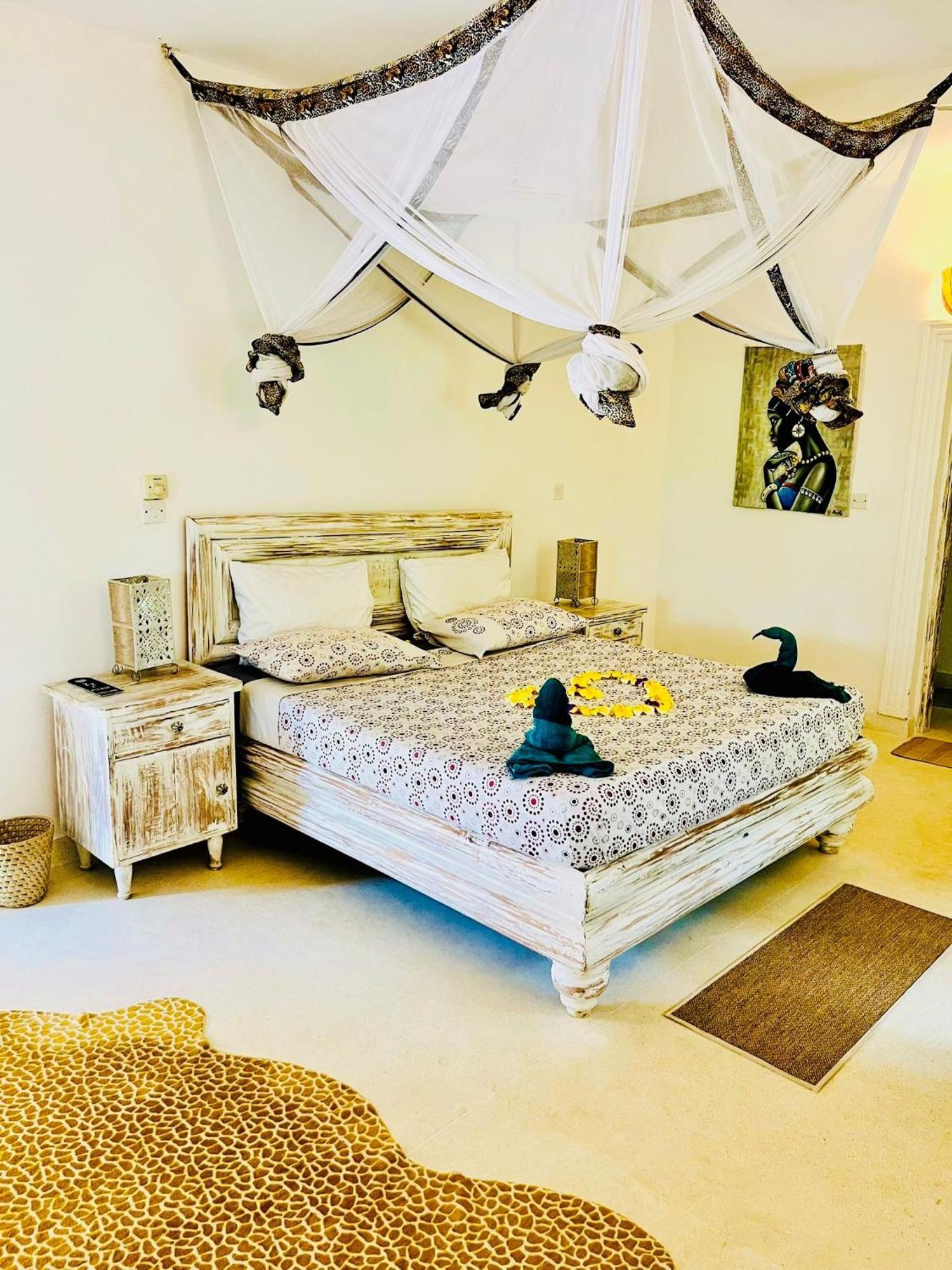 White Nyumba Malindi Apartment ภายนอก รูปภาพ
