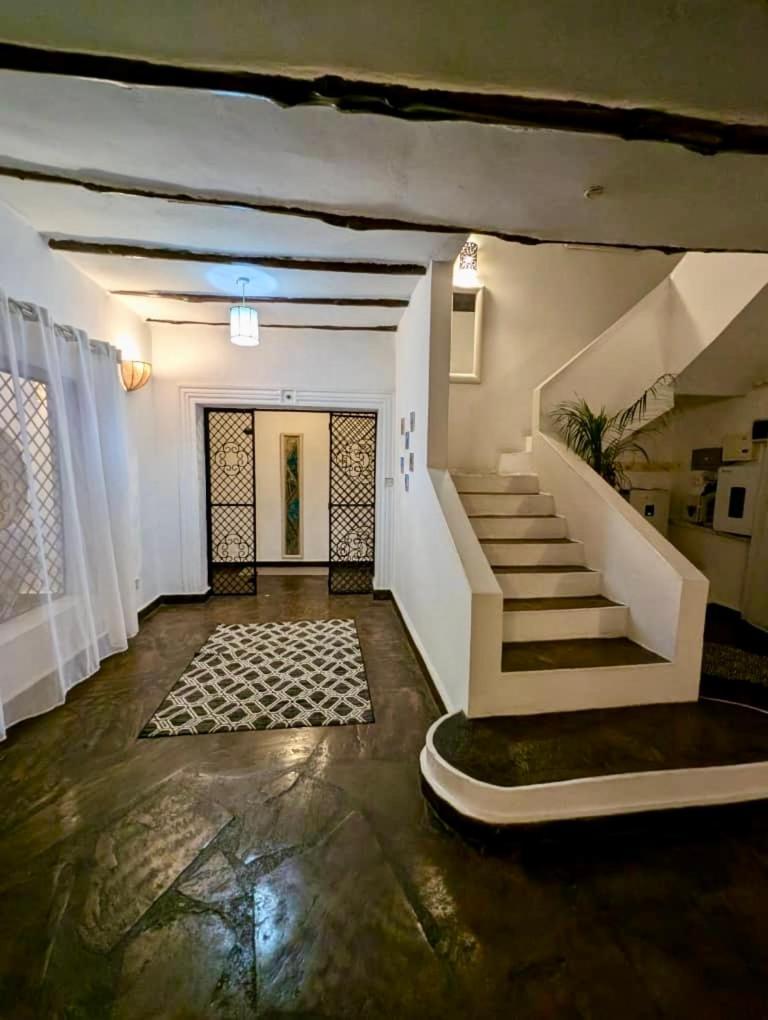 White Nyumba Malindi Apartment ภายนอก รูปภาพ